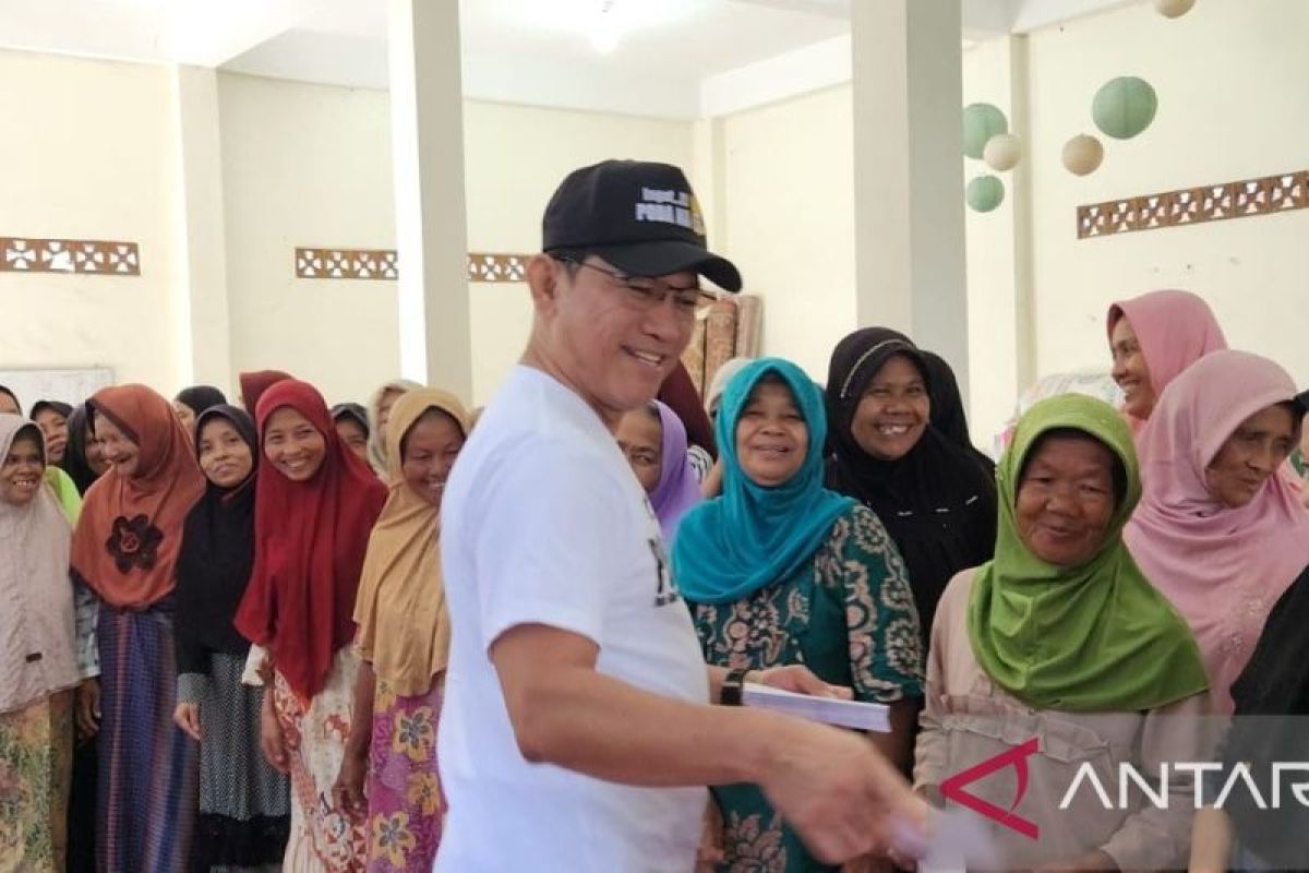 Jelang Lebaran, YHPP salurkan zakat harta kepada ratusan warga Padangsidimpuan