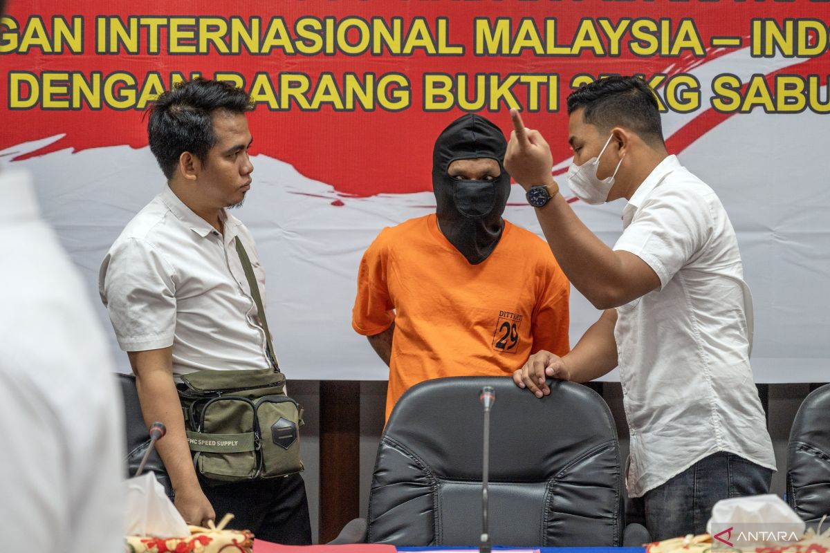 Bareskrim tangkap 5 tersangka selundupkan 19 kg sabu dari Malaysia