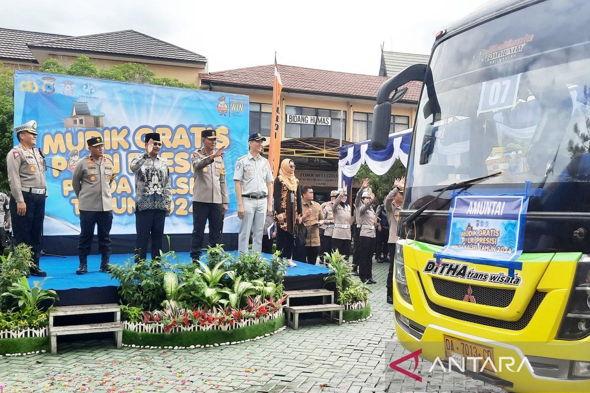 ARUS MUDIK - Kapolda Kalsel lepas 512 pemudik program mudik gratis Polri Presisi