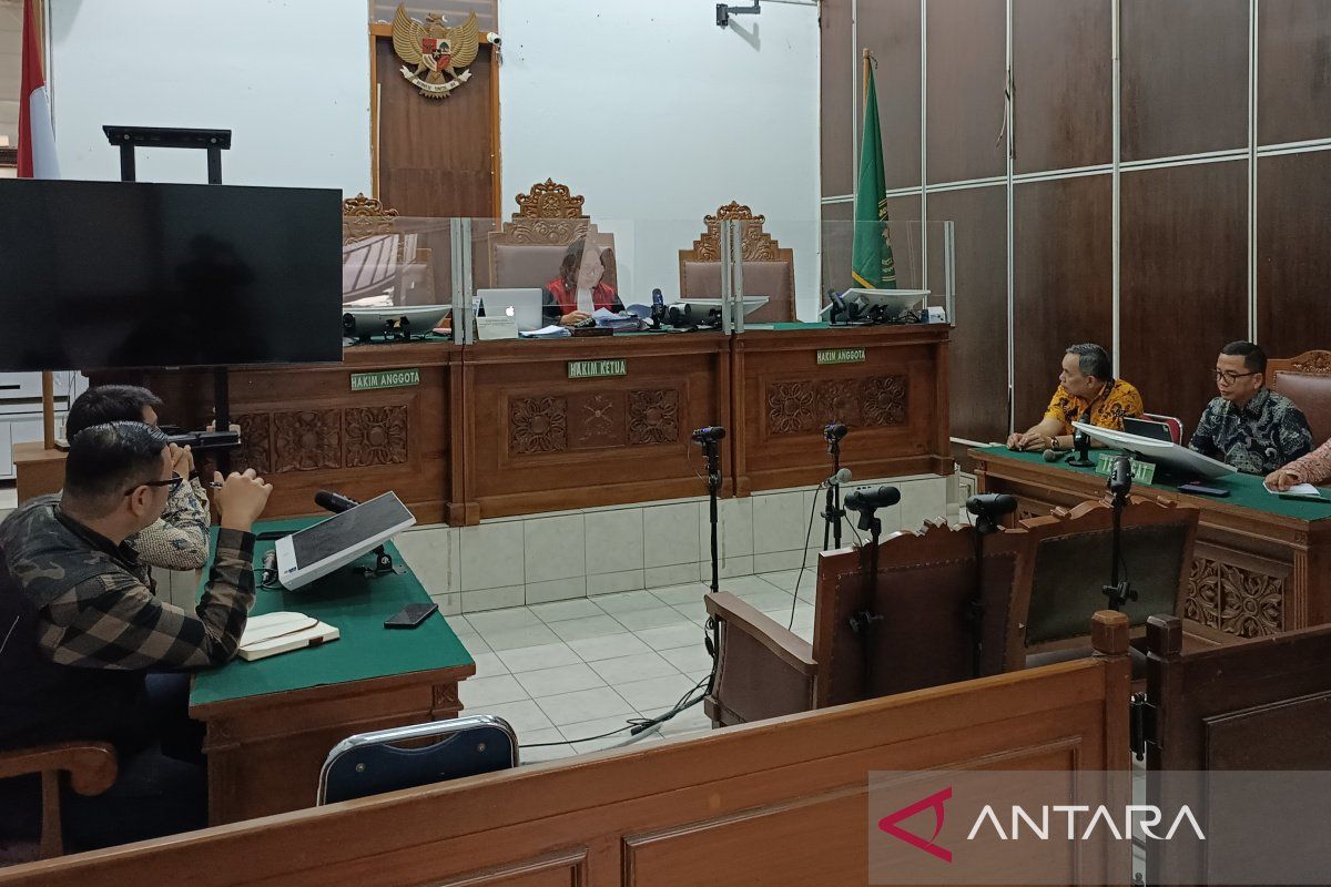Hakim tolak gugatan praperadilan MAKI terhadap Polda Metro Jaya terkait Firli