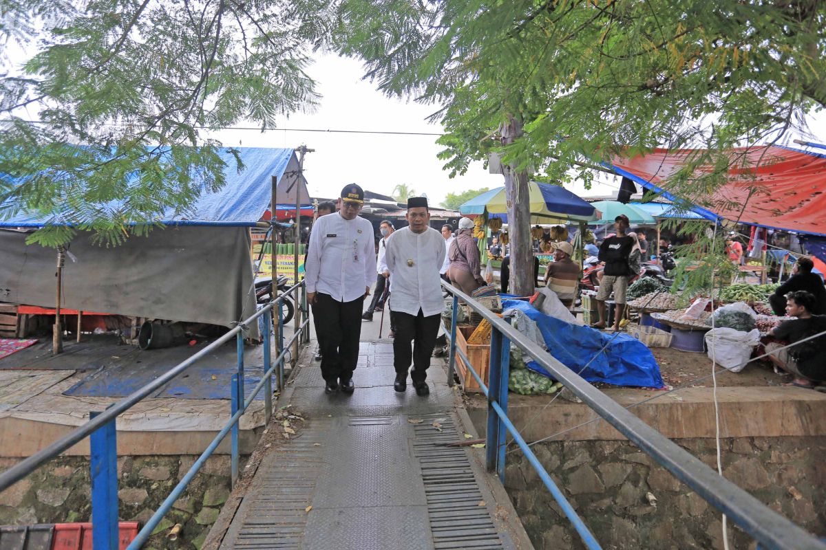 Biar asri dan nyaman, Pemkot Tangerang tata PKL di Kali Sipon Cipondoh