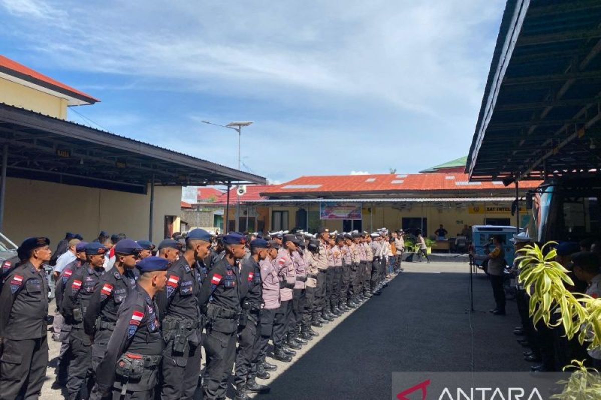 Sebanyak 187 personel Polda bantu pengamanan Idul Fitri di Kupang