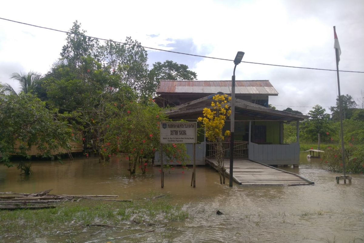 Banjir rendam 150 rumah di Teluk Bintuni