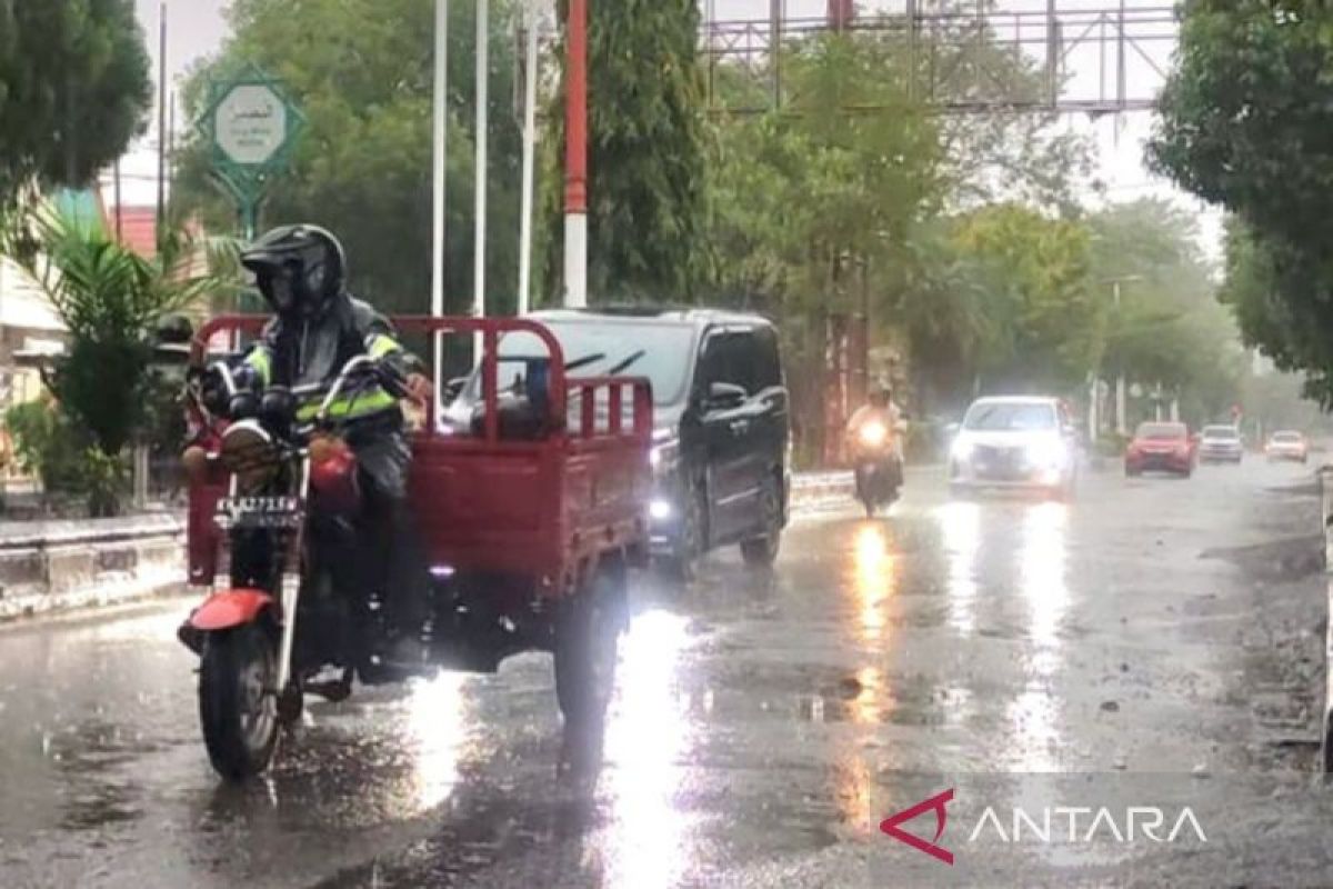Wilayah Kalteng berpotensi diguyur hujan sedang-lebat pada Jumat