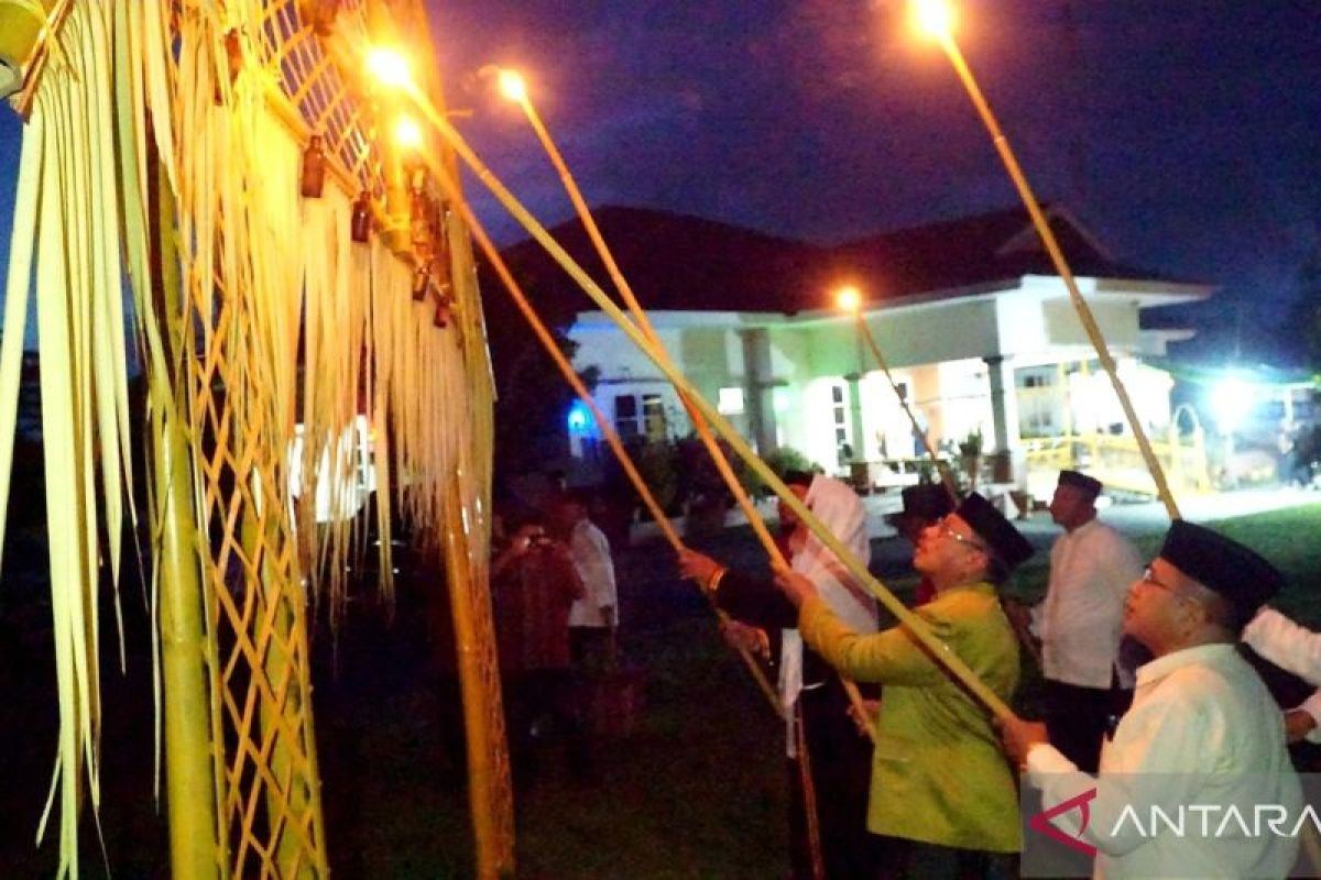Sekda Gorontalo Utara sebut tradisi Tumbilotohe bernilai ekonomis