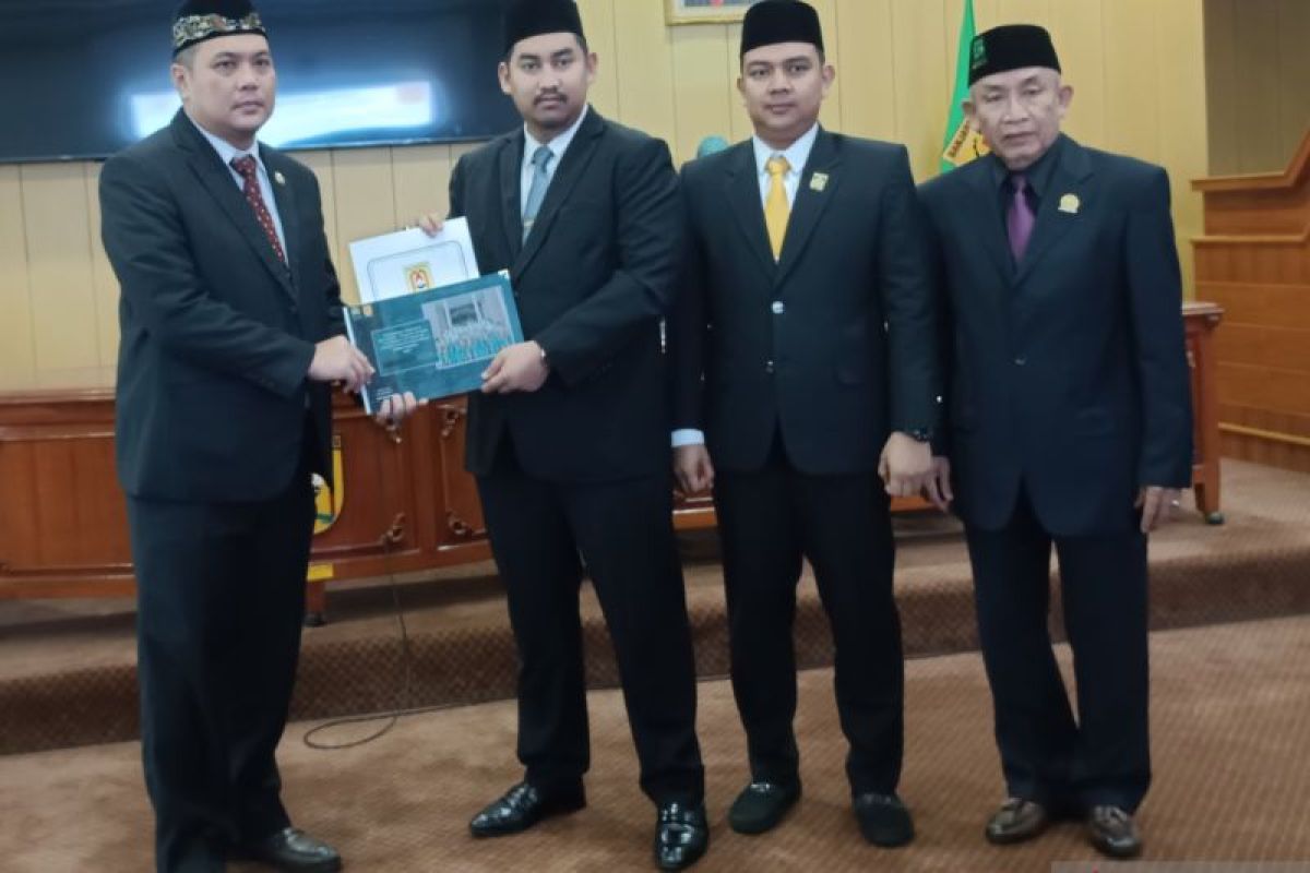 DPRD Banjarbaru sampaikan 11 rekomendasi atas LKPj wali kota