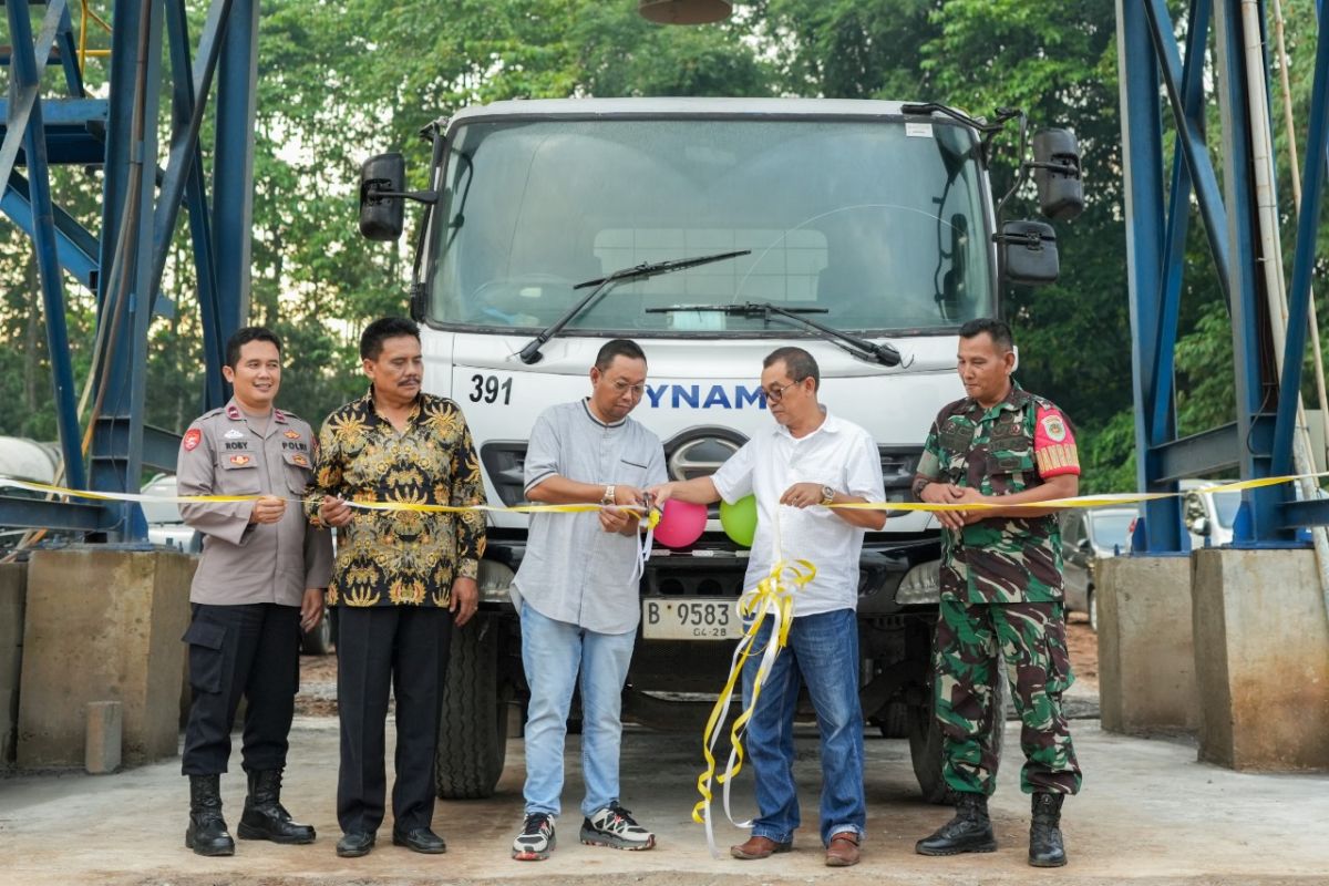 Semen Indonesia resmikan "batching plant" di Subang