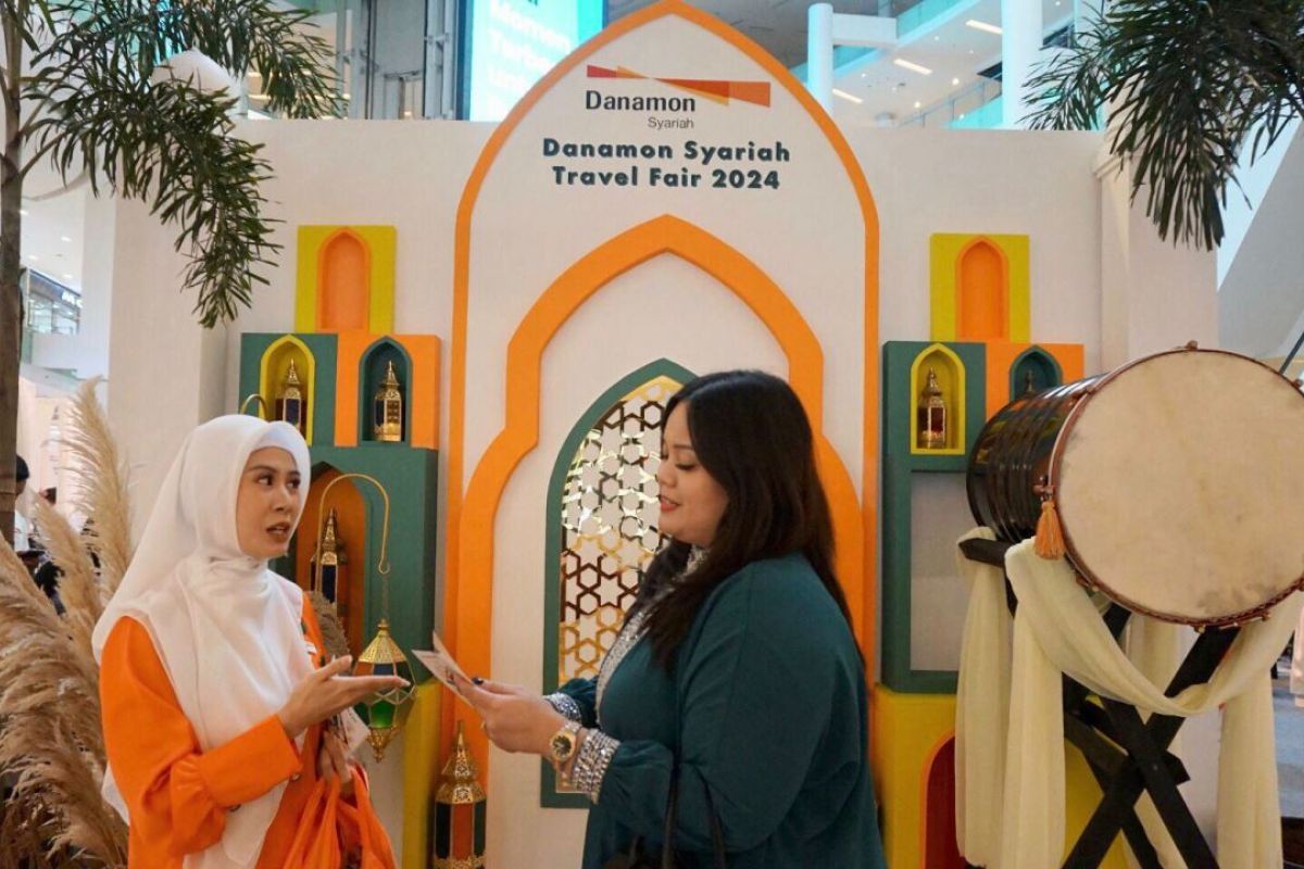 Danamon Syariah Travel Fair 2024 tampilkan informasi haji khusus dan umrah