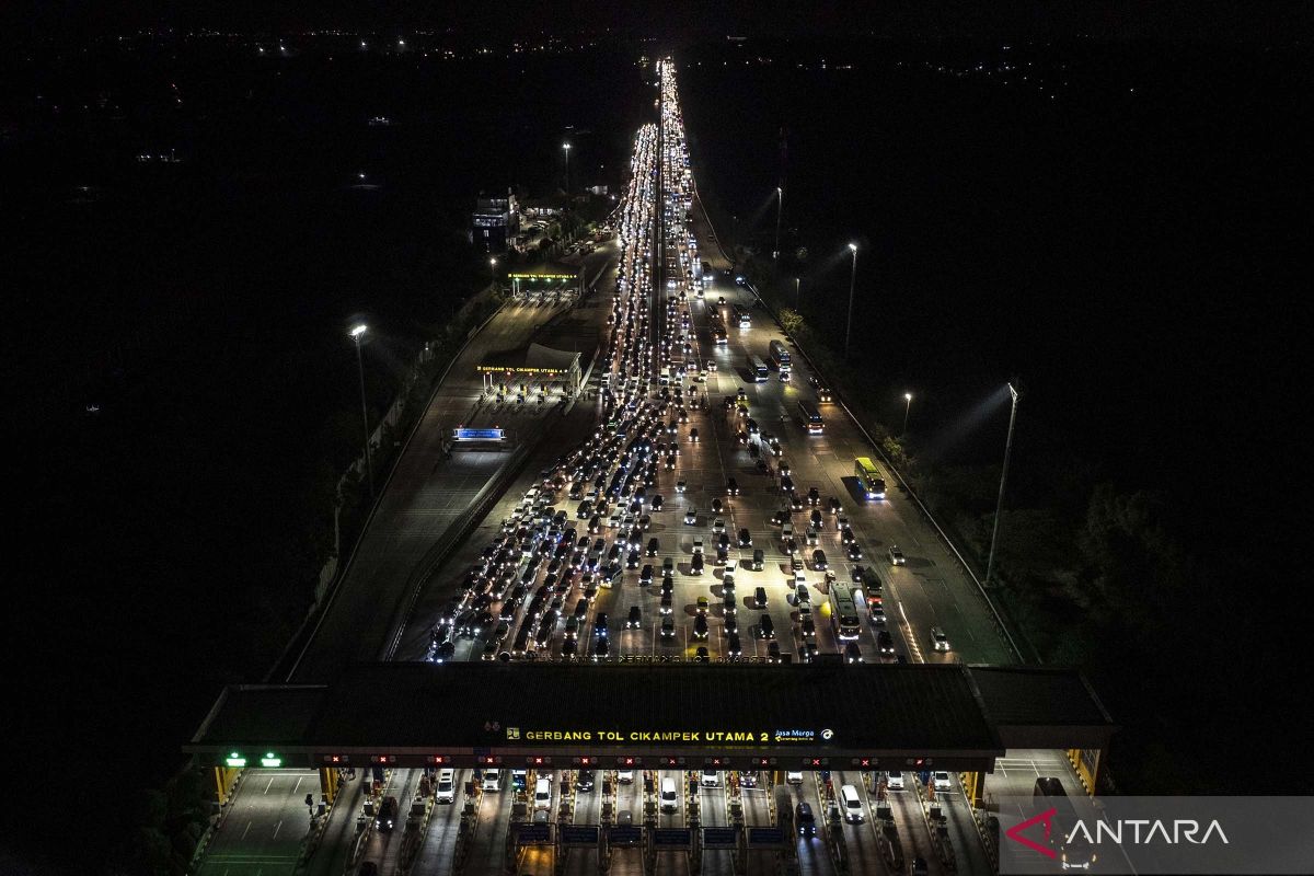 Dirjen Hubdat ungkap tips aman pemudik saat di lajur 'contraflow'