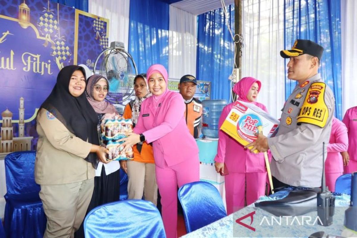 Kapolres Padangsidimpuan instruksikan personel beri pelayanan maksimal kepada masyarakat