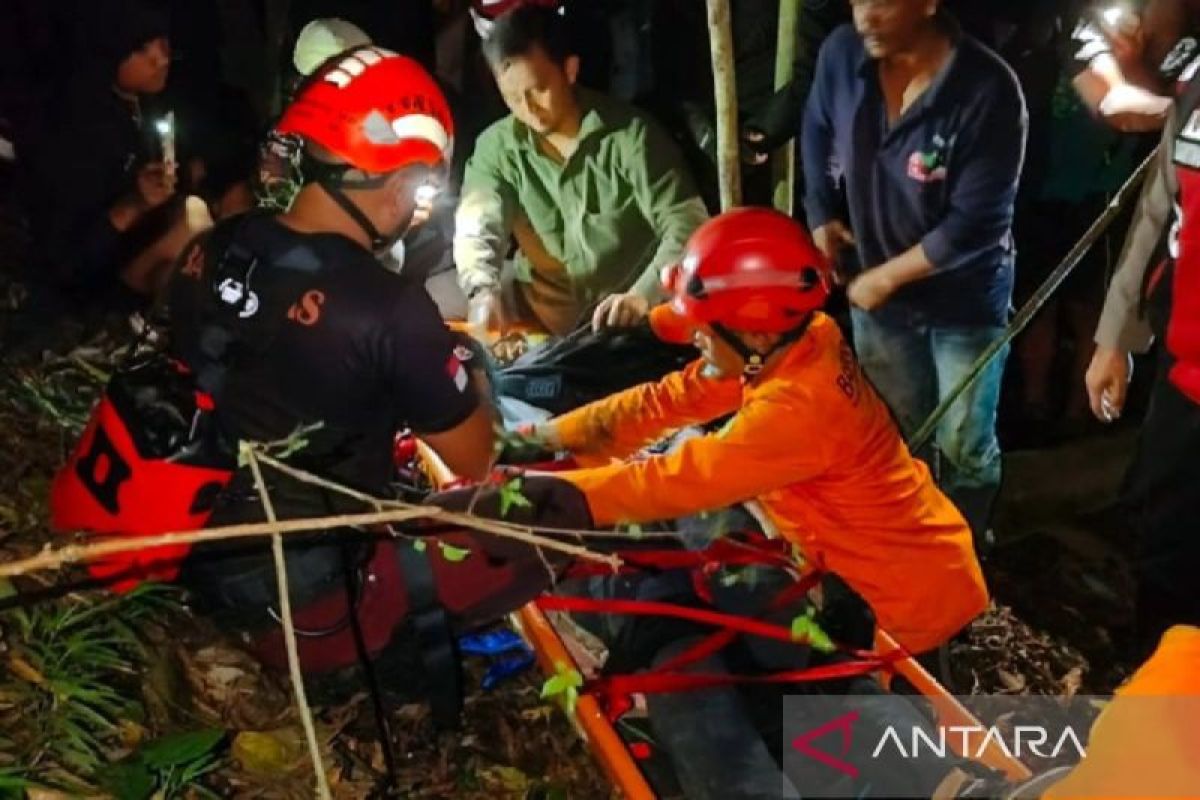 Tim SAR temukan turis asal Prancis yang hilang di Bukit Sipiso-piso