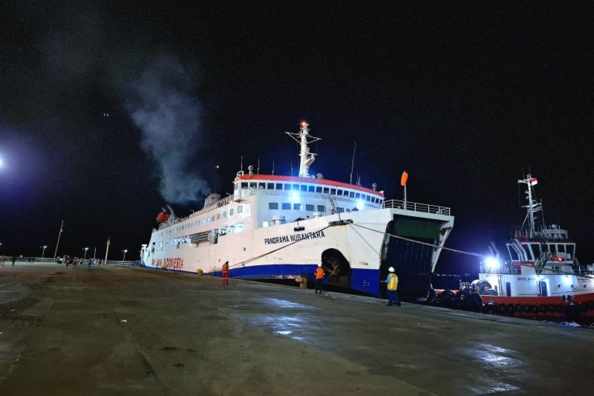 KSOP Lampung sebut hari ini ada tiga perjalanan kapal ke Pelabuhan Panjang