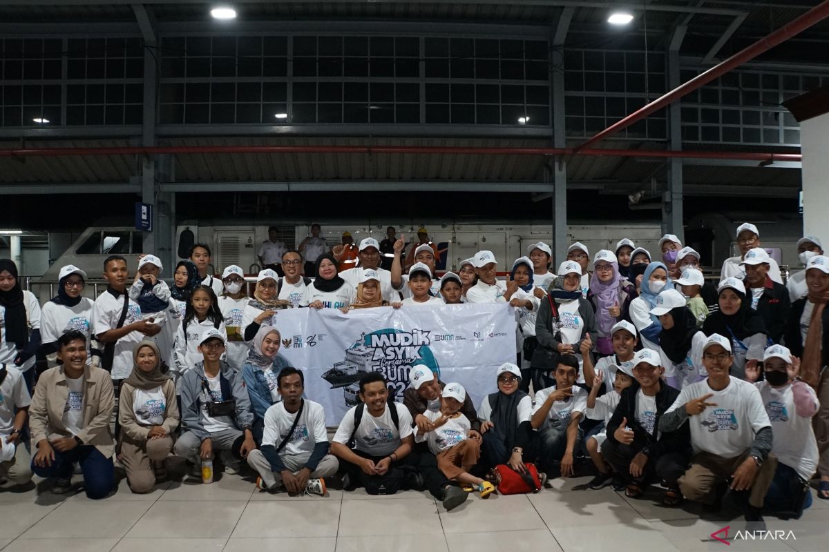 LKBN Antara berangkatkan pemudik tujuan Surabaya lewat  mudik gratis bersama BUMN