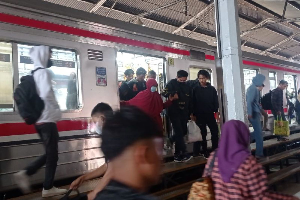 Stasiun Rangkasbitung sediakan layanan kesehatan gratis