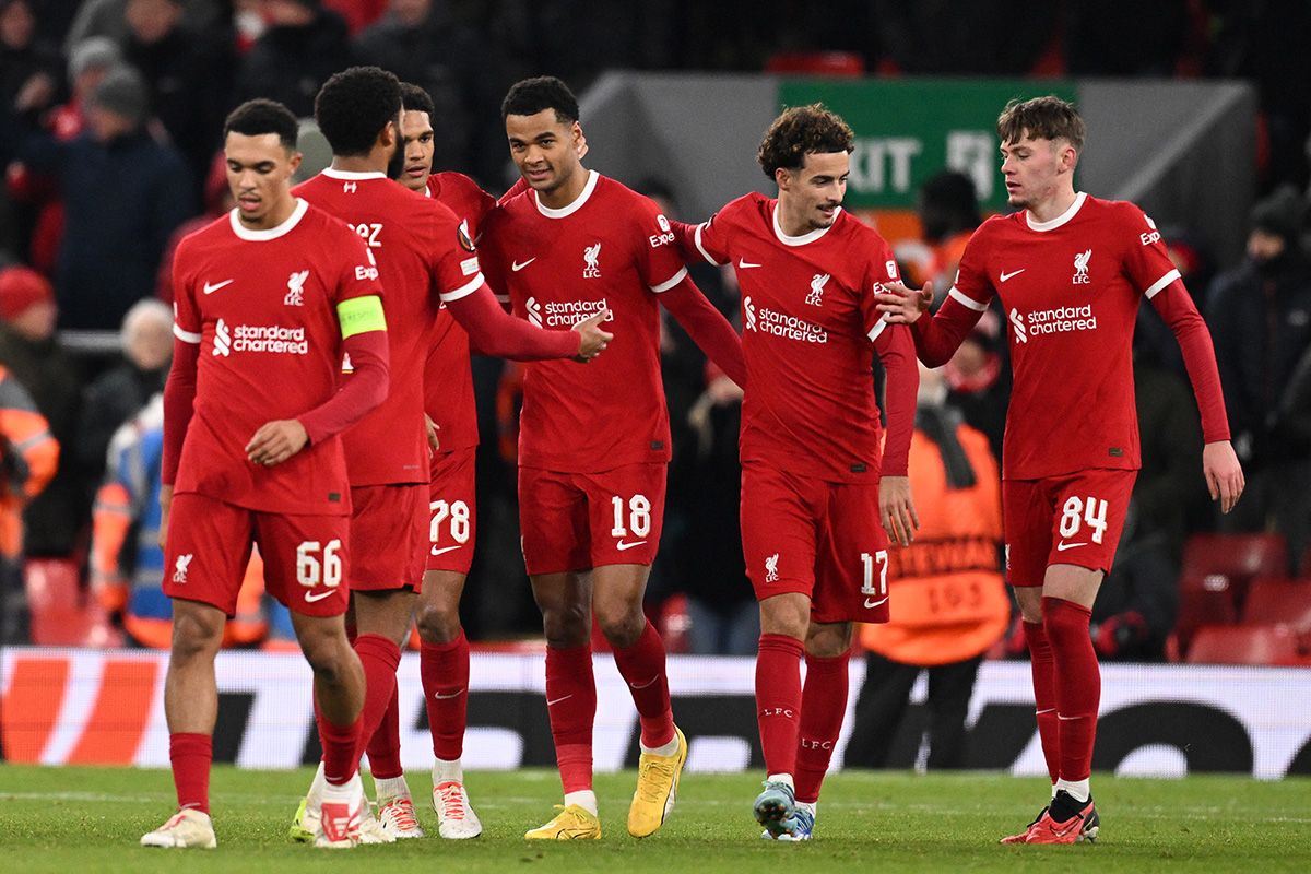Klasemen: Liverpool gagal geser Arsenal, Spurs naik ke posisi empat