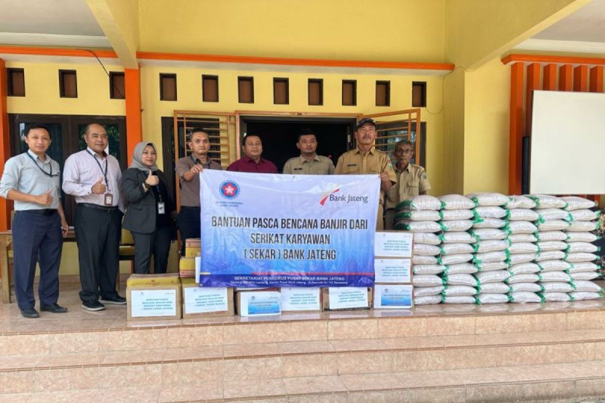 Sekar Bank Jateng salurkan bantuan ke warga terdampak banjir di Pati, Kudus, dan Demak