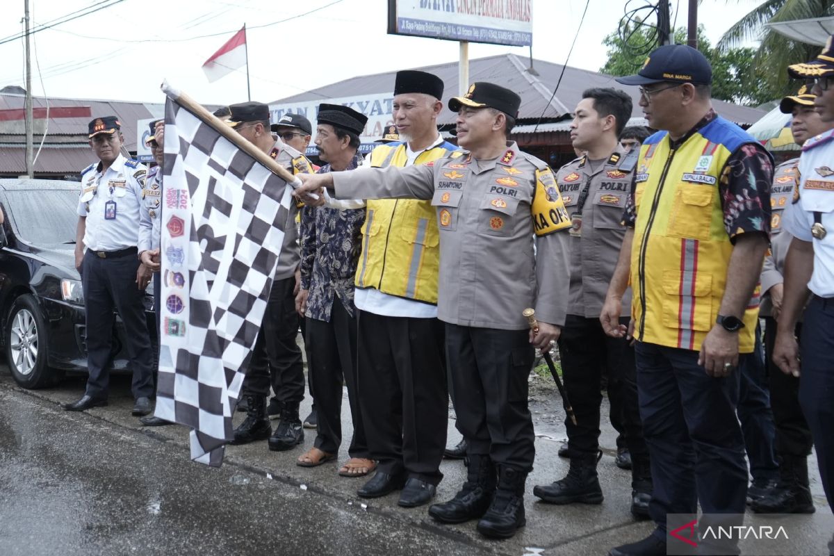 Dishub sebut sistem "one way" hari pertama di Sumbar berjalan lancar