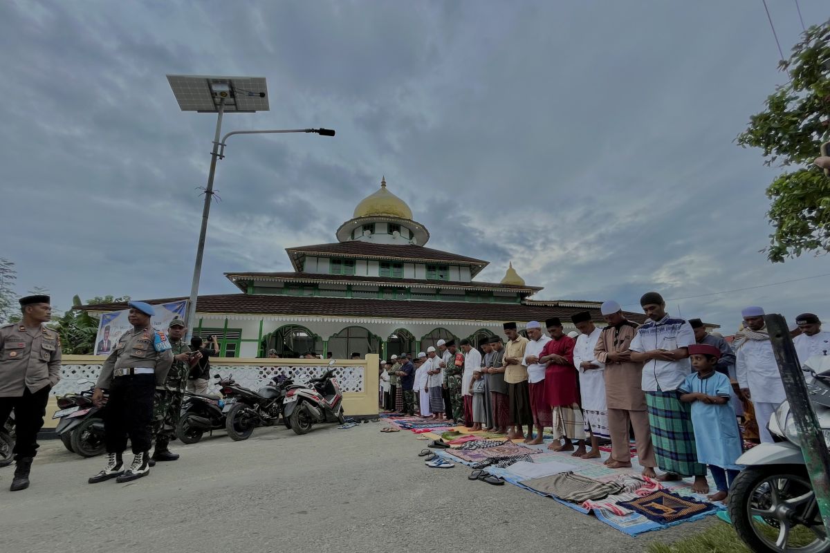 Warga Negeri Wakal Maluku Tengah laksanakan Shalat Idul Fitri hari ini