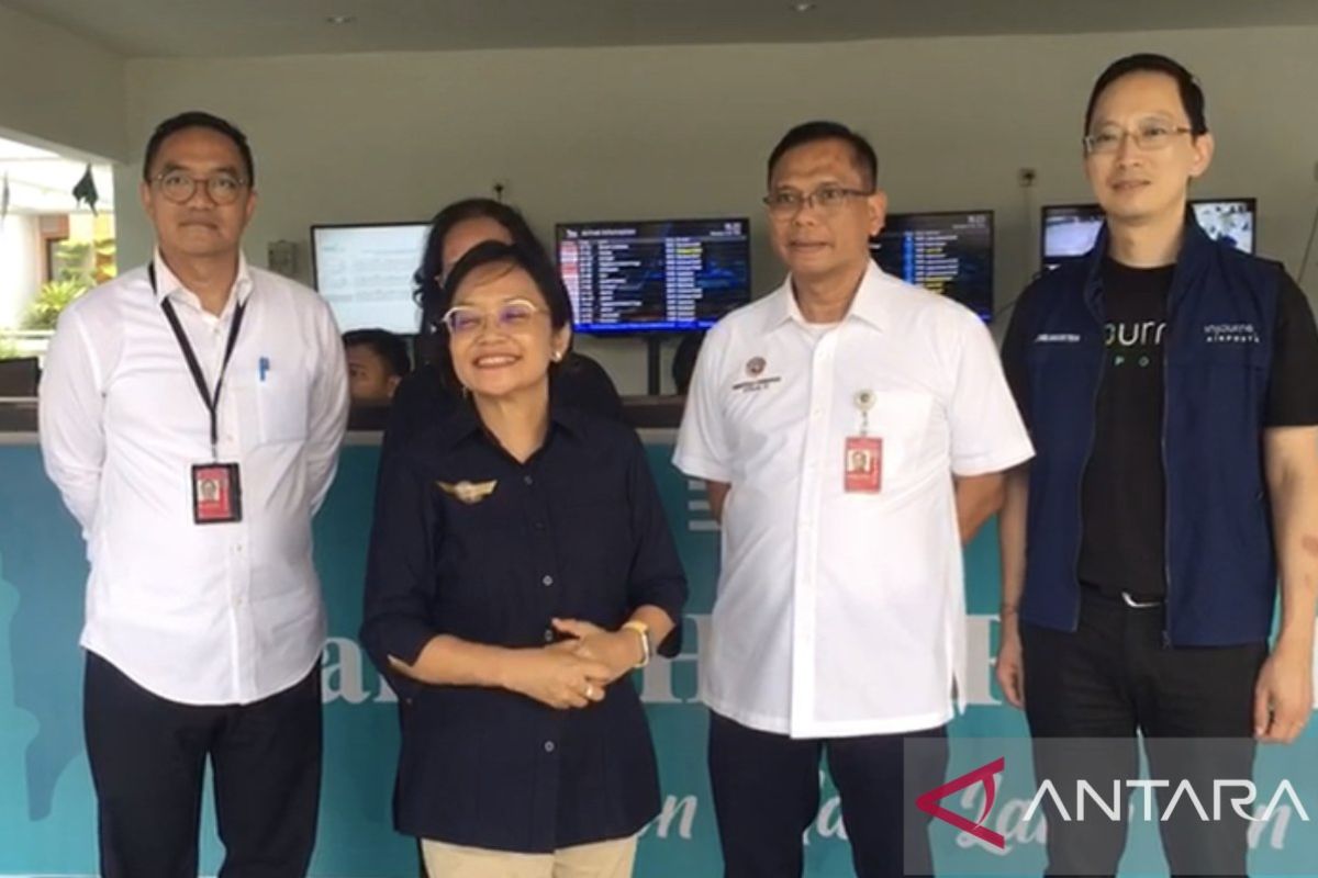 Dirjen Perhubungan Udara tinjau fasilitas Bandara Bali di puncak mudik