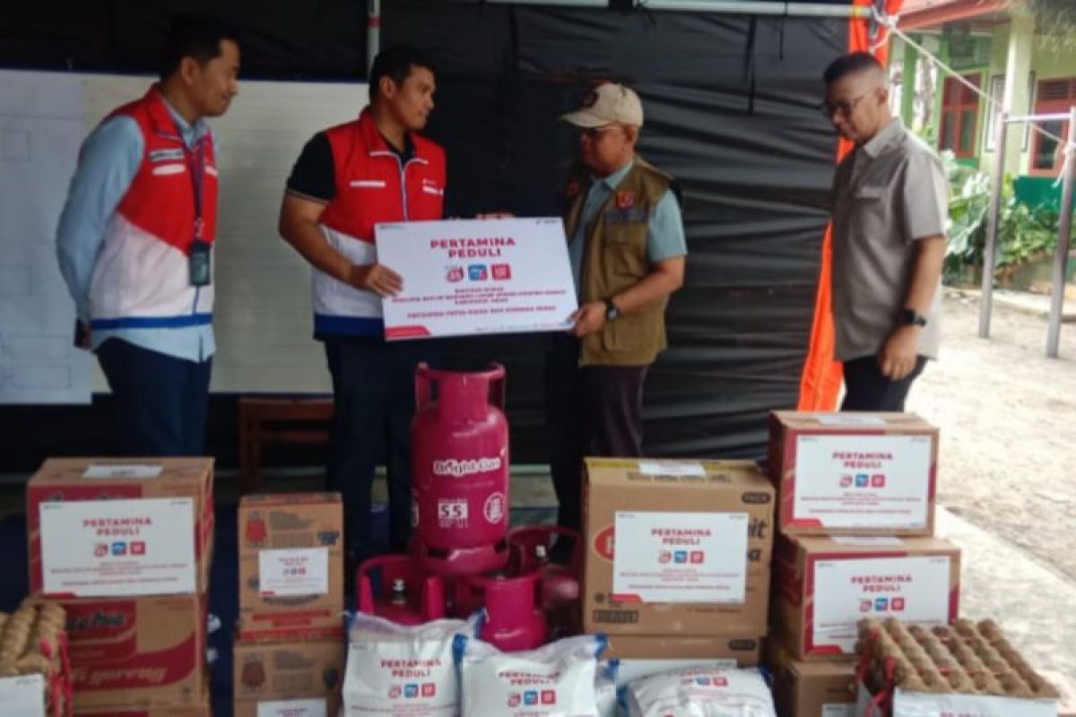 PT Pertamina bantu sembako korban banjir lahar dingin di Agam