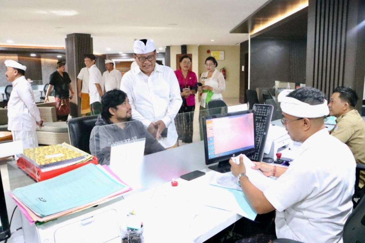 Sekda Denpasar tinjau Mal Pelayanan Publik pastikan pelayanan maksimal