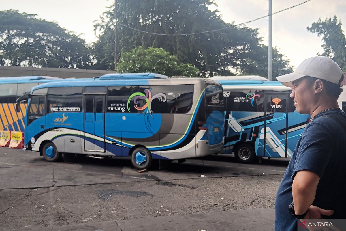 Terminal Kalideres sediakan 50 bus bagi pemudik yang kehabisan tiket