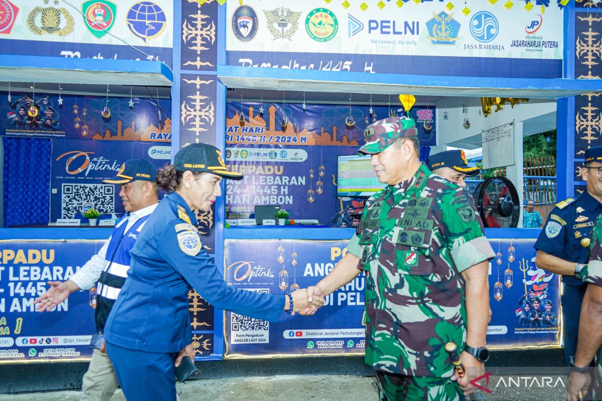 Pangdam Pattimura  tinjau pos pengamanan jamin keamanan Idul Fitri