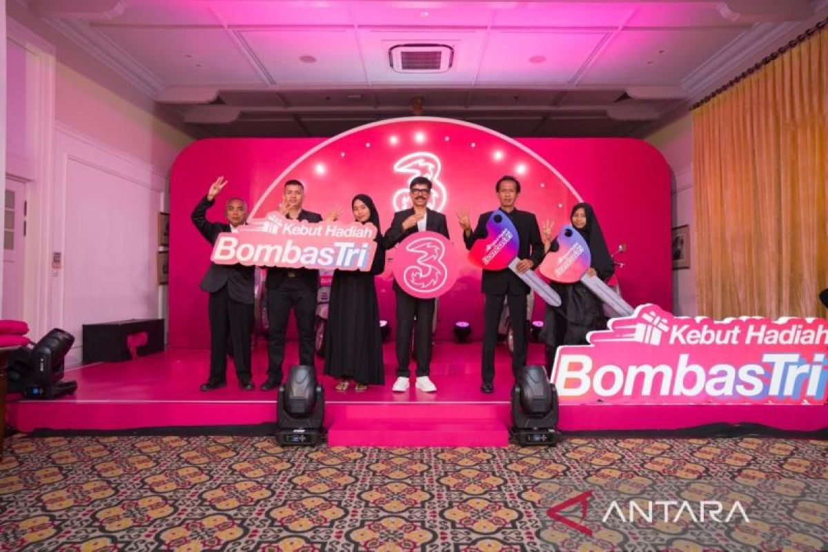Tri umumkan pemenang utama program Kebut Hadiah BombasTri