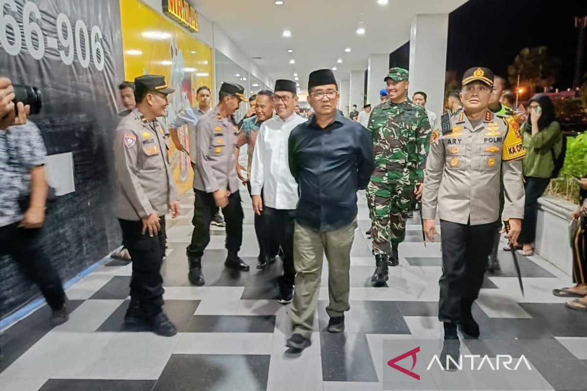 Pj Gubernur Kaltim pantau  Operasi Ketupat pada malam jelang Idul Fitri