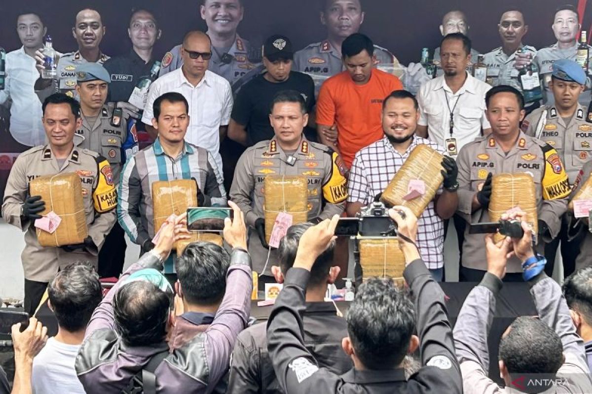 Polresta Malang Kota gagalkan peredaran 42 kilogram ganja