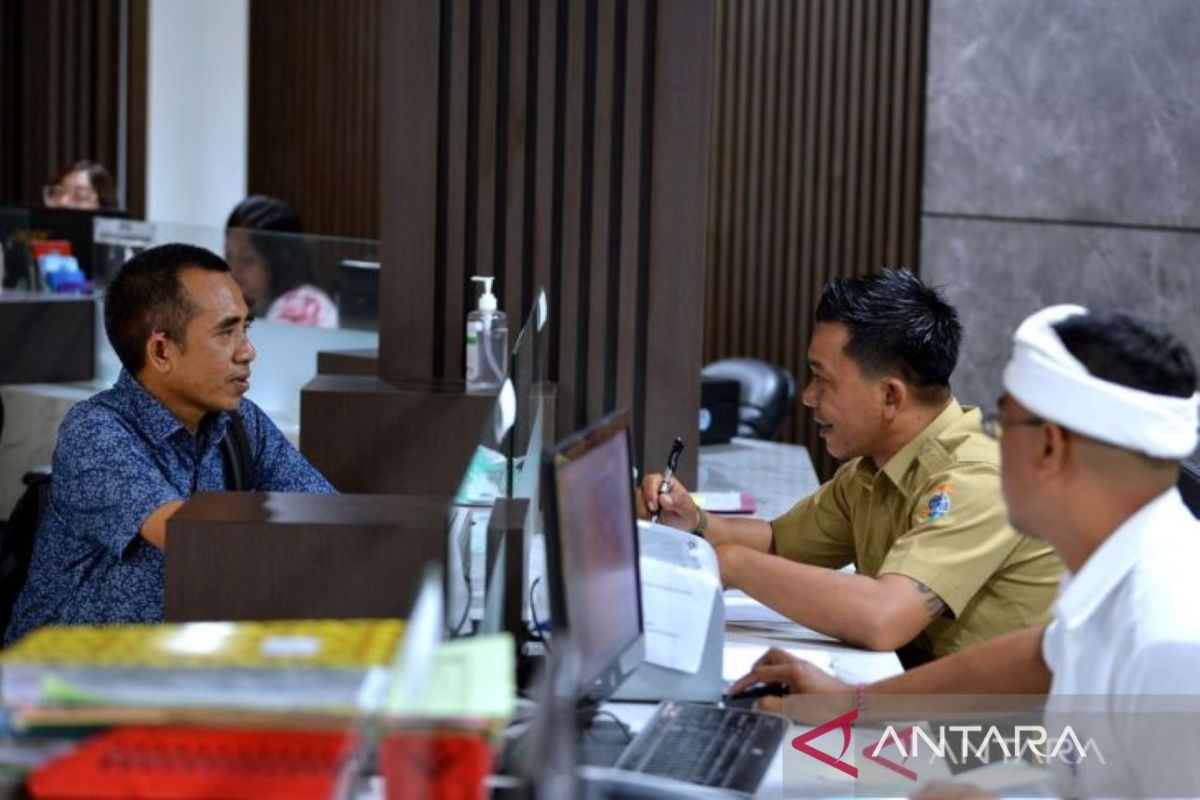 Sebanyak 496 warga Kota Denpasar manfaatkan layanan MPP saat cuti bersama Idul Fitri