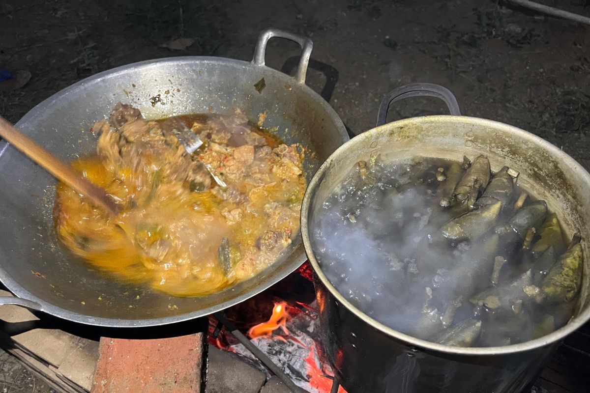 Warga Gorontalo mulai masak menu Idul Fitri