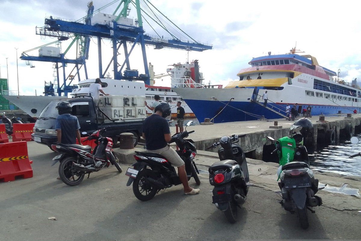 Pelabuhan Slamet Ryadi Ambon sepi penumpang  mudik pada H-1 Lebaran