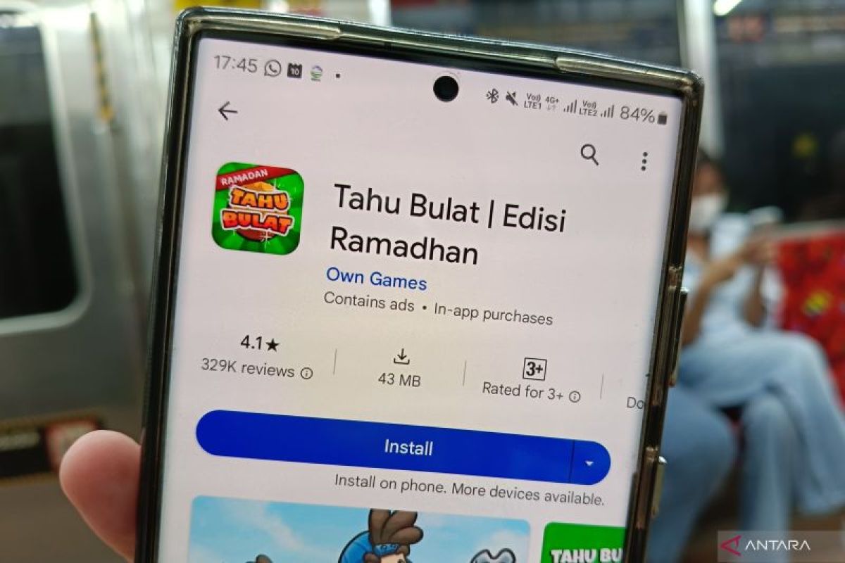 Minister urges parents to pay attention to mobile game classification