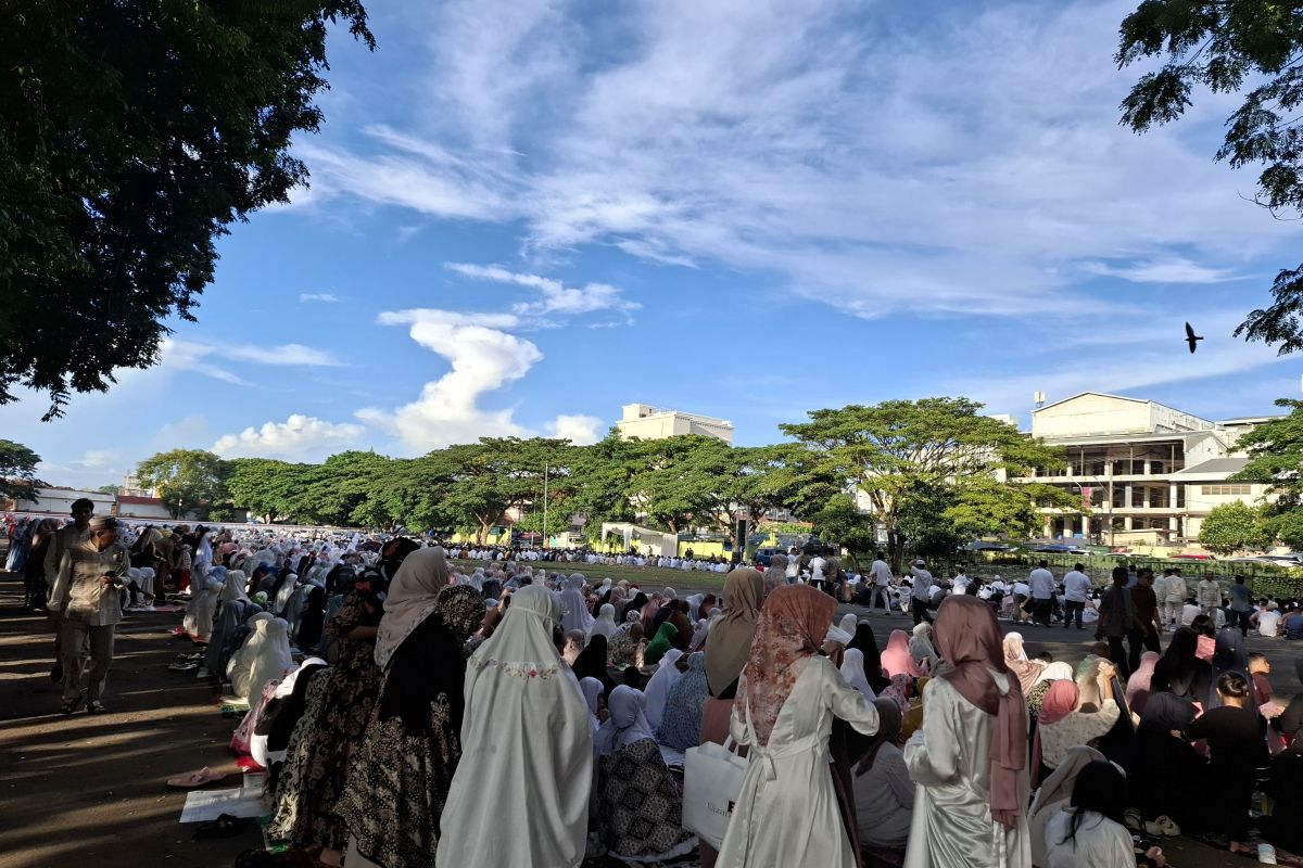 Shalat Id di Lampung berlangsung khusyuk