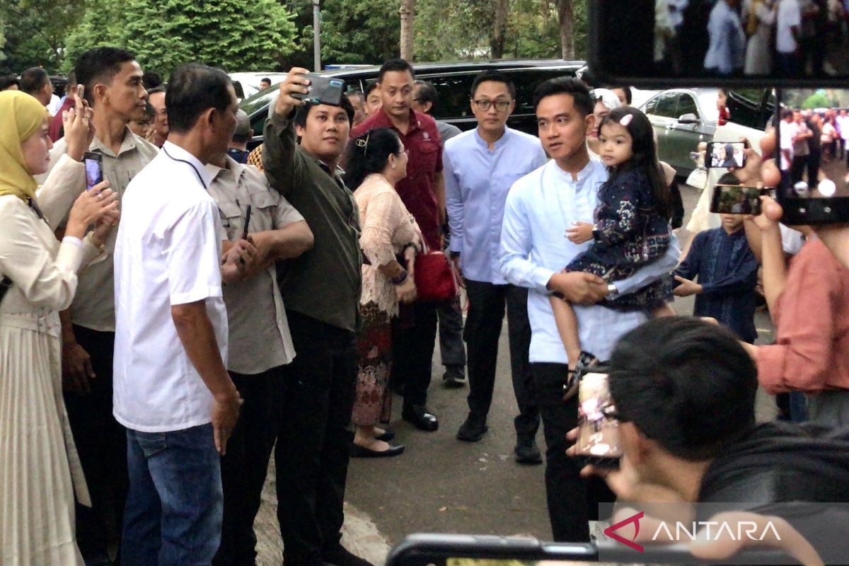 Gibran lanjutkan halalbihalal ke rumah Prabowo di Jakarta