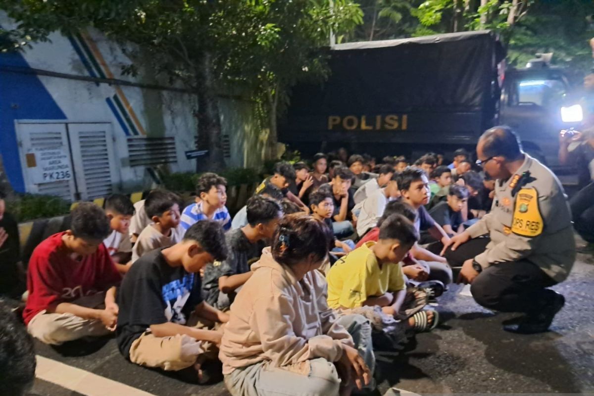 Polres Jakarta Utara menangkap 124 remaja yang melakukan konvoi pada malam Takbiran