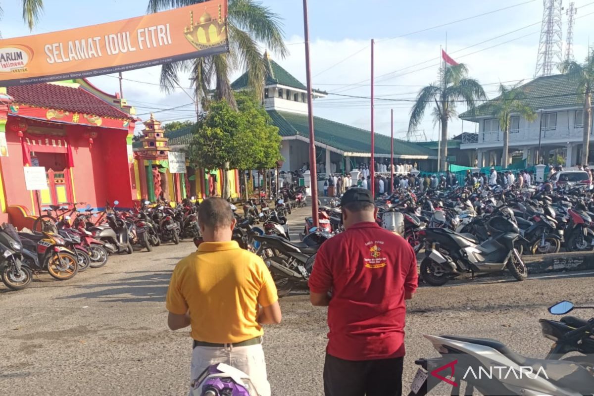 Pemuda Katolik Bangka Barat bantu pengamanan Shalat Idul Fitri 1445 Hijriah