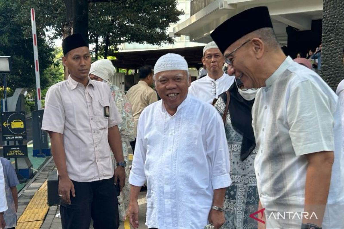 Menteri Basuki gemari empal gentong-pempek saat Lebaran 2024