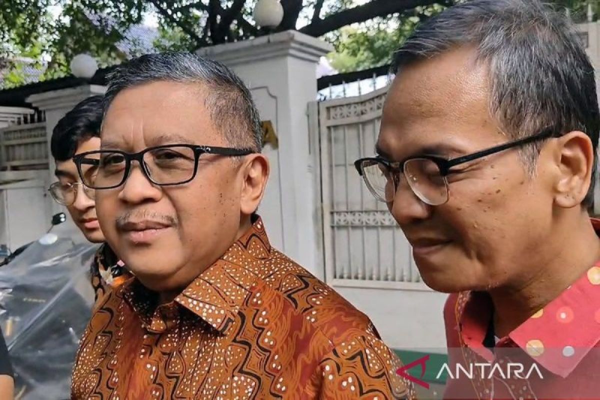Soal Rosan dua kali ke rumah Megawati, Hasto: Belum sempat salaman
