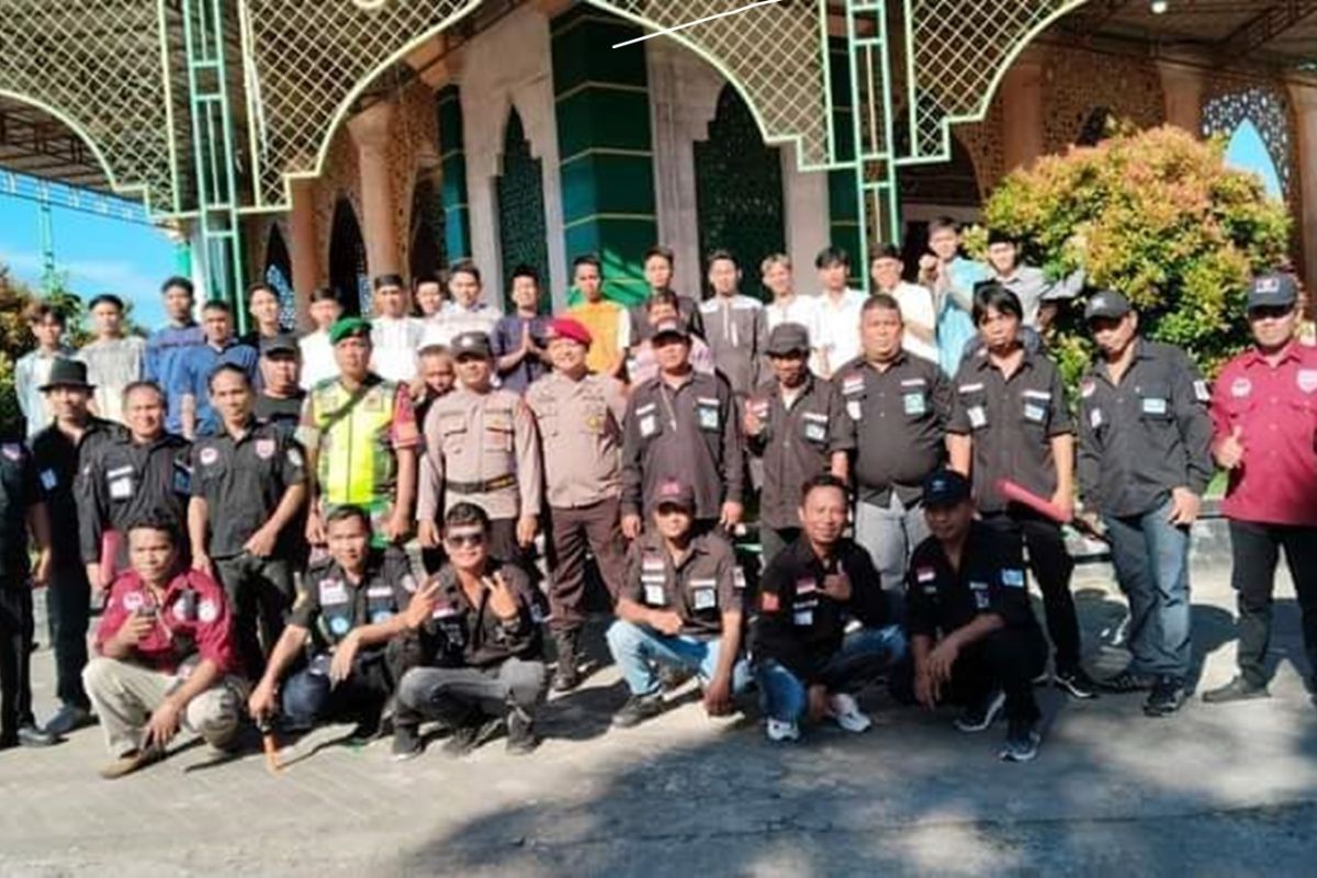 Umat Kristiani lakukan pengamanan shalat Idul Fitri di Sulut