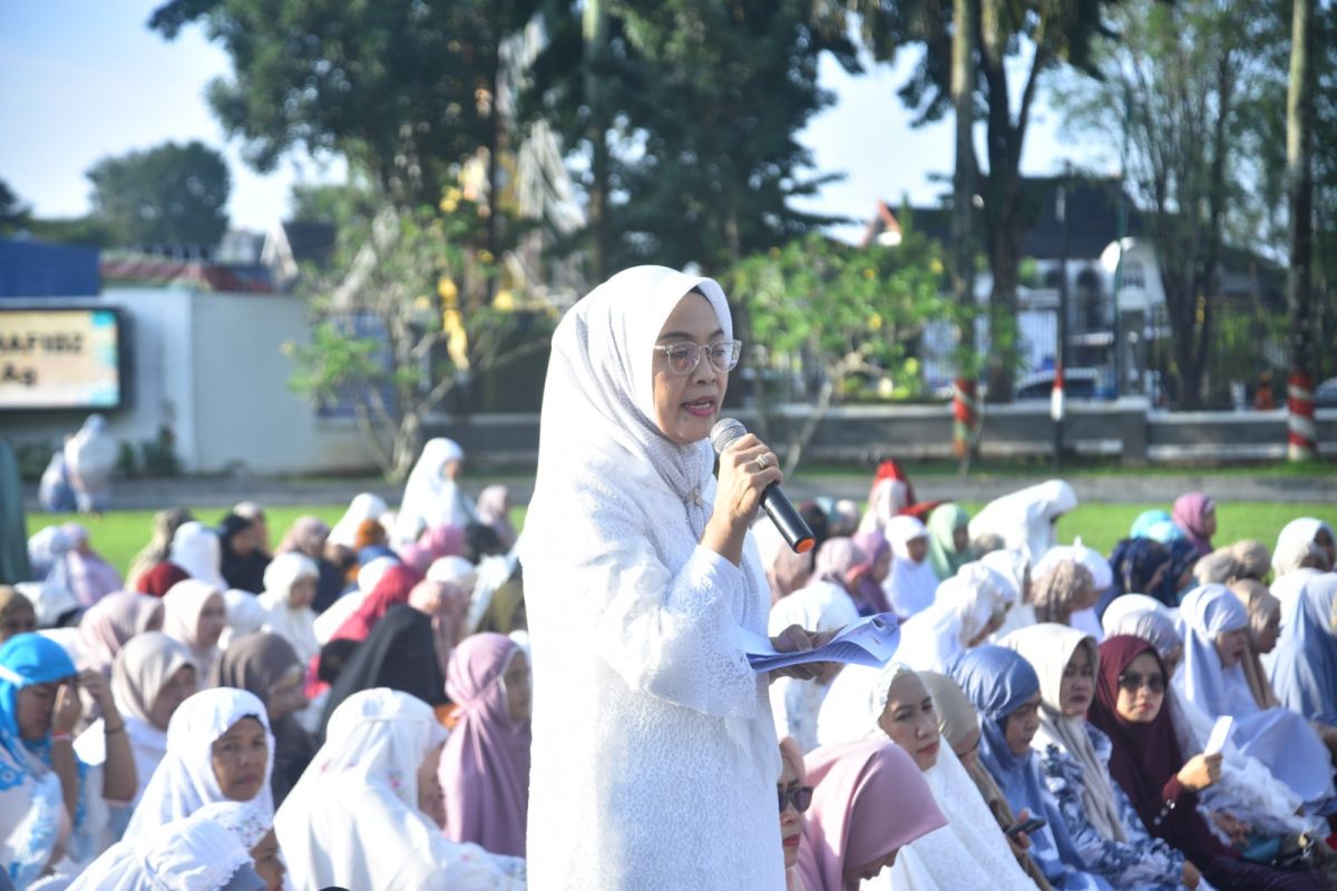 Pj Wali Kota Jambi ajak masyarakat jadikan Idul Fitri untuk perkuat semangat membangun daerah