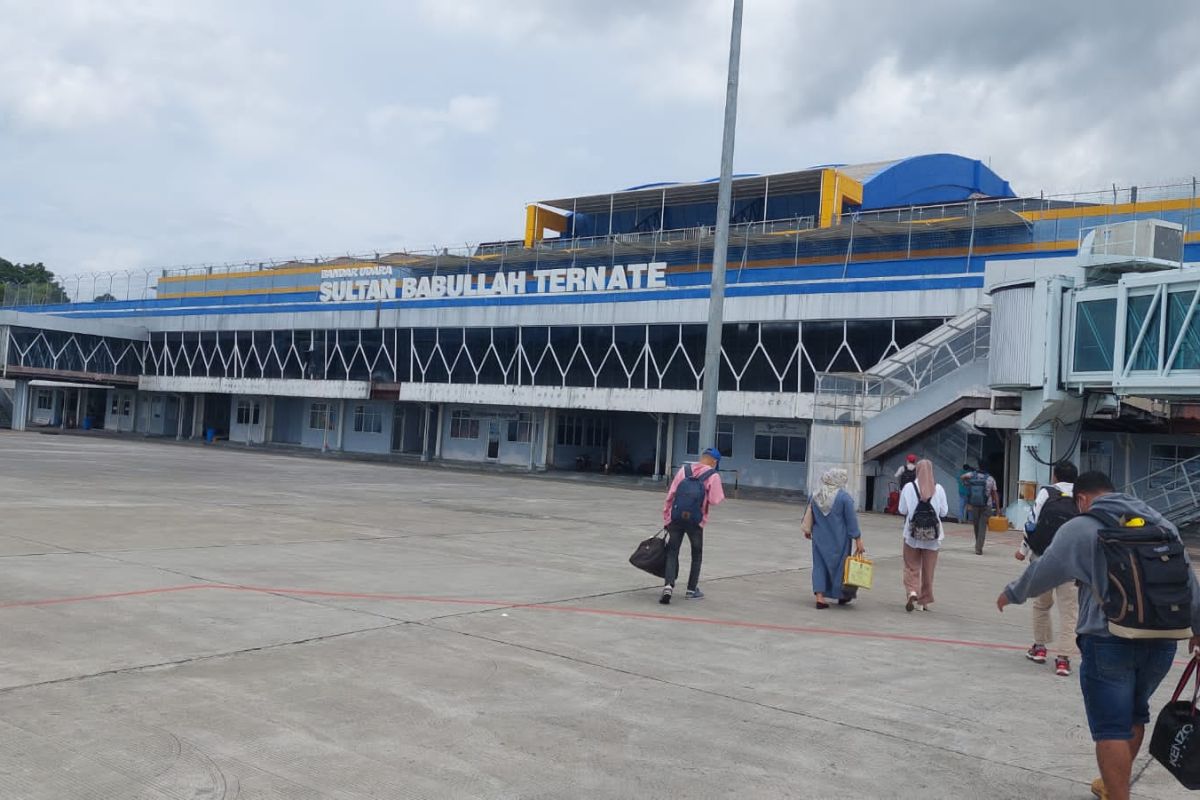 Aktivitas penumpang di Bandara Baabullah Ternate normal pada H+1 Idulfitri 1445 H