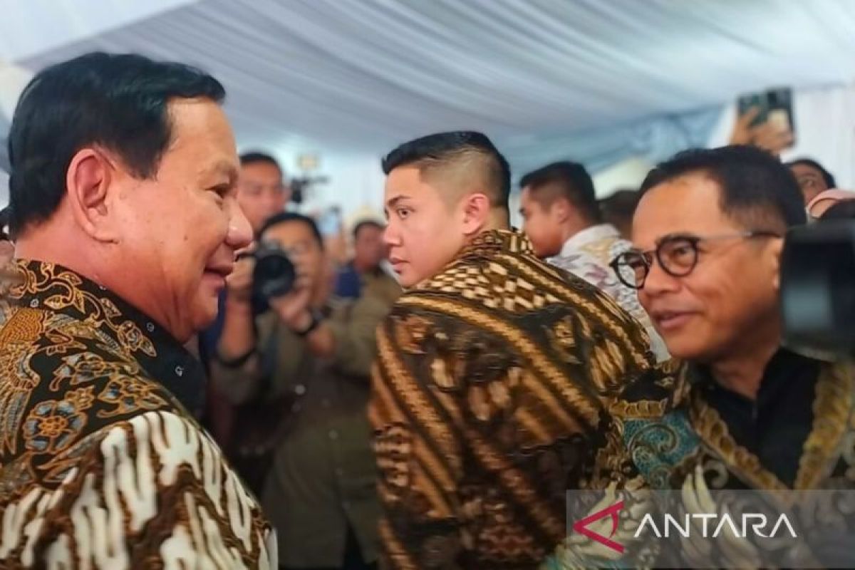 Prabowo hadiri gelaran "open house" di kediaman Sufmi Dasco