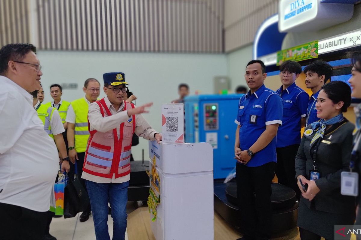 Minister Sumadi inspects Soekarno-Hatta Airport for Eid return flow