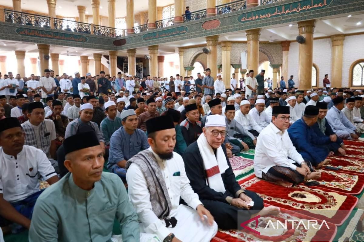 Pemkab Aceh Barat ajak warga perkuat persatuan di suasana Idul Fitri