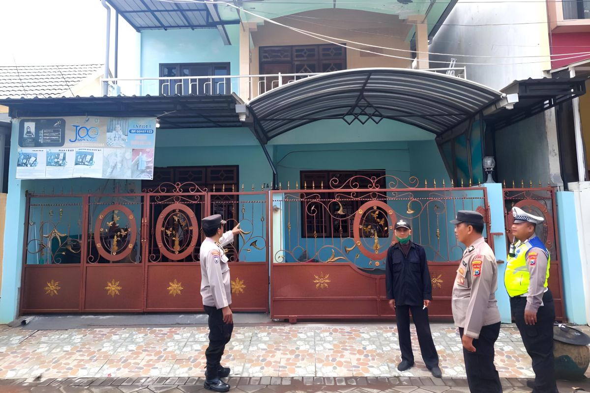 Polisi Surabaya gelar patroli perumahan selama mudik Lebaran