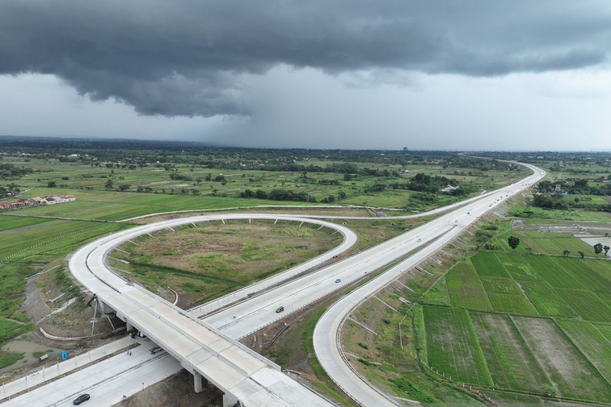 Lancarkan arus balik Lebaran 2024, jalur fungsional Tol Jogja-Solo, Jateng,  dibuka