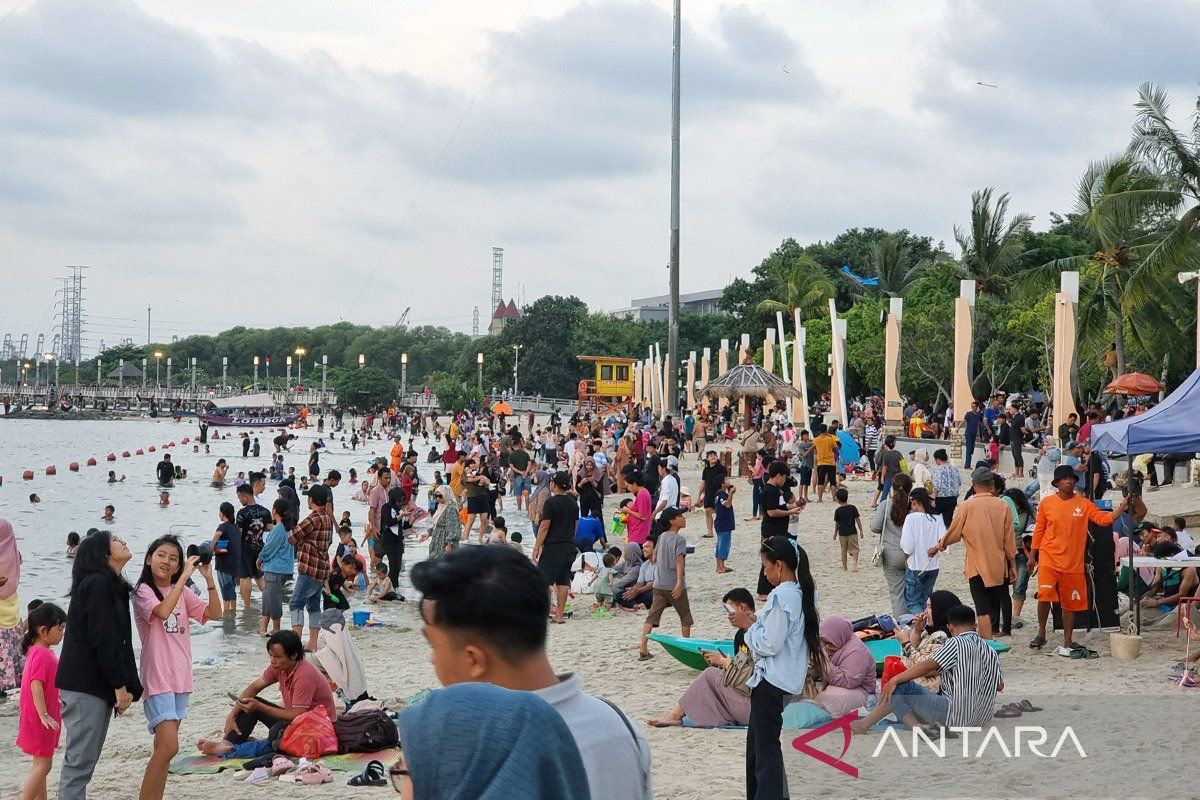 Pengelola sebut  460 ribu orang kunjungi Ancol saat libur Idul Fitri