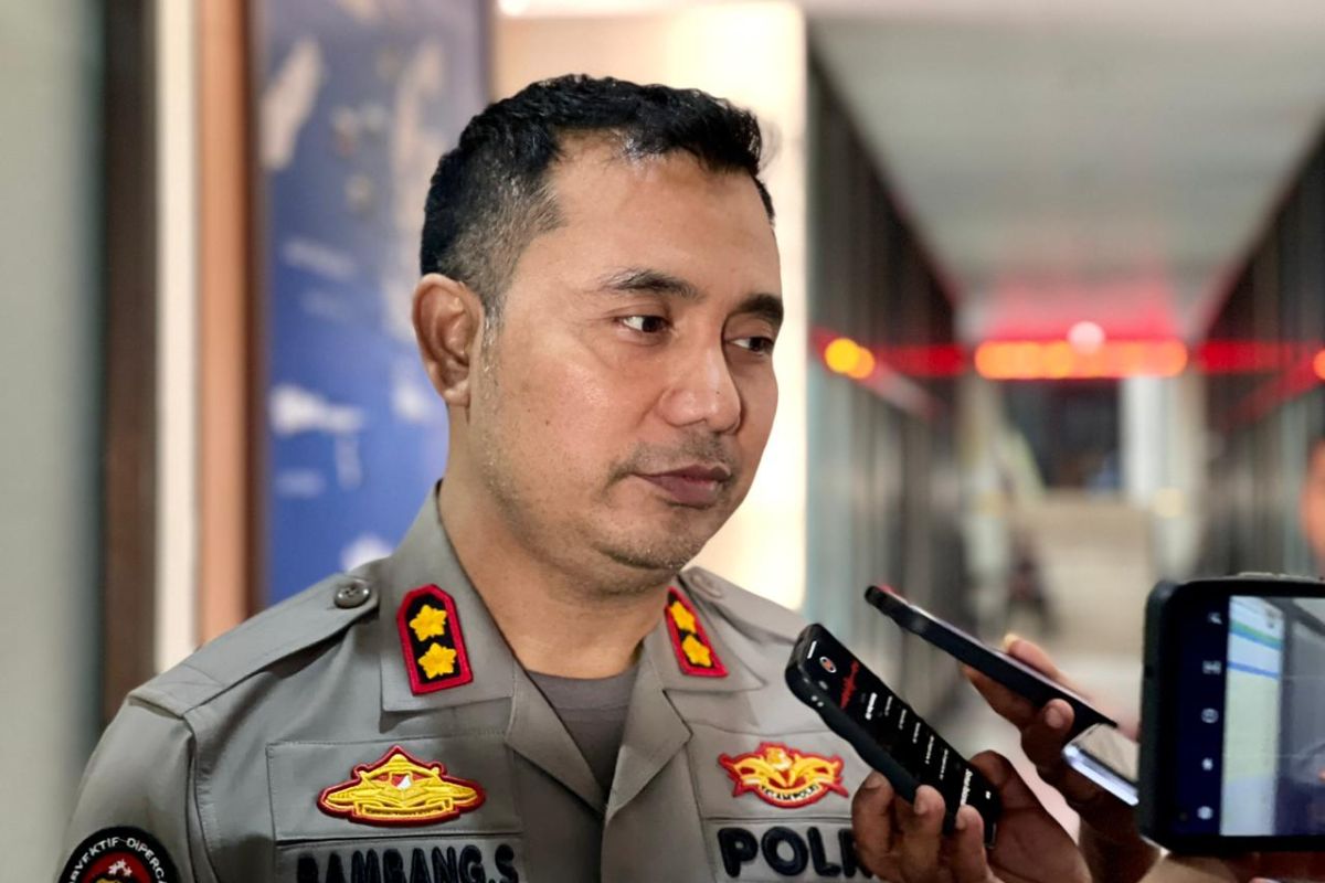 Polda Maluku Utara  rotasi ratusan pejabat